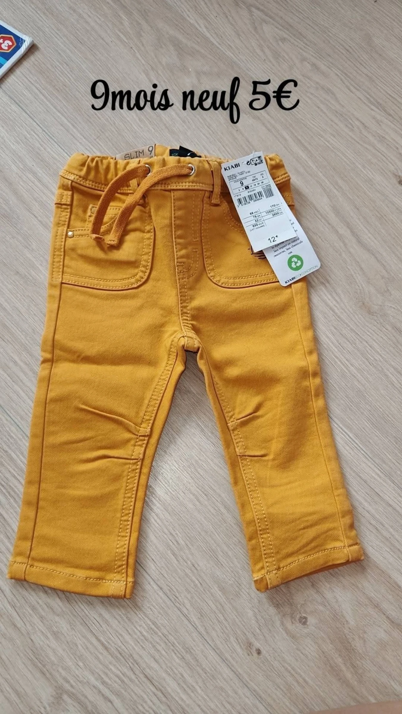 Pantalon neuf 9mois 🌹
